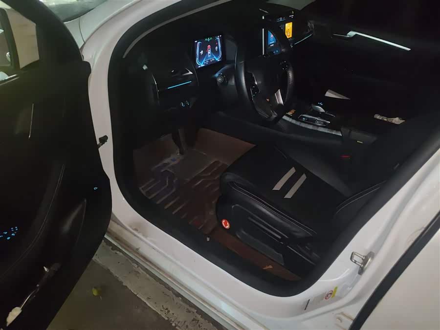 BYD Qin Pro New Energy 2019 #19 BYD Qin Pro New Energy 2019 car image #19