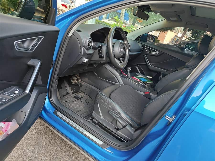 Audi Q2L e-tron 2020 #19 Audi Q2L e-tron 2020 صورة سيارة #19