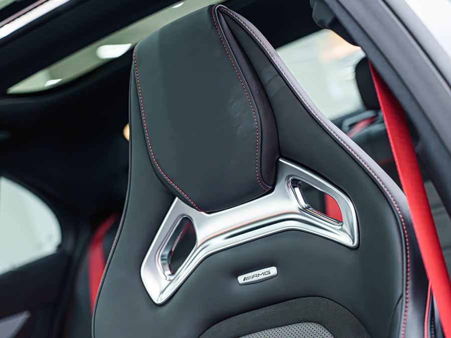 Mercedes-Benz E AMG 2022 صورة سيارة #19