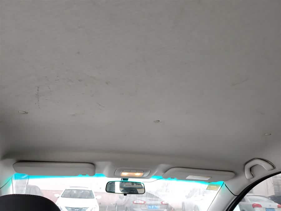 SWM X3 2019 صورة سيارة #19