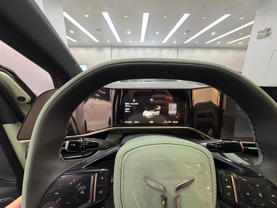 HongQi EH7 2025 car image #19