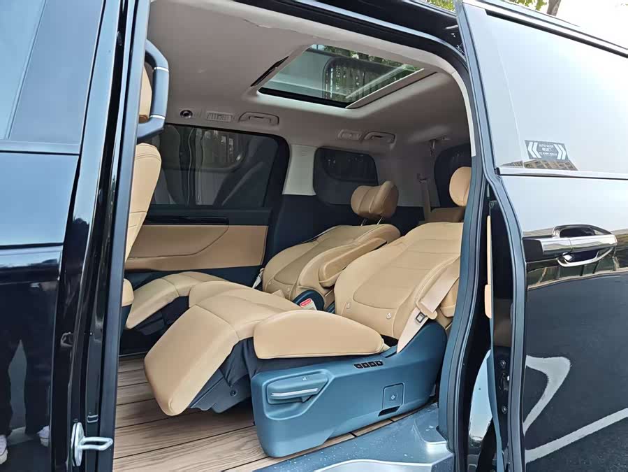 GAC Trumpchi E8 New Energy 2024 #19 GAC Trumpchi E8 New Energy 2024 car image #19