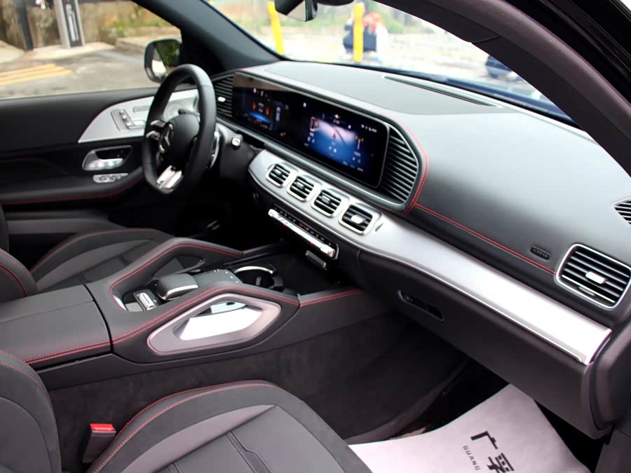 Mercedes-Benz GLE AMG 2025 immagine di auto #19