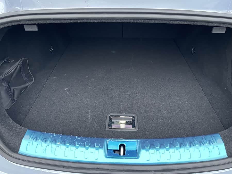 哪吒汽车 哪吒GT 2023 汽车图片 #19