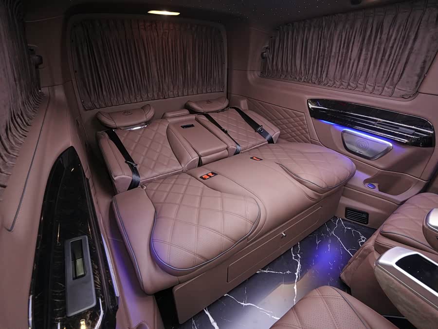 Mercedes-Benz Vito 2025 car image #19