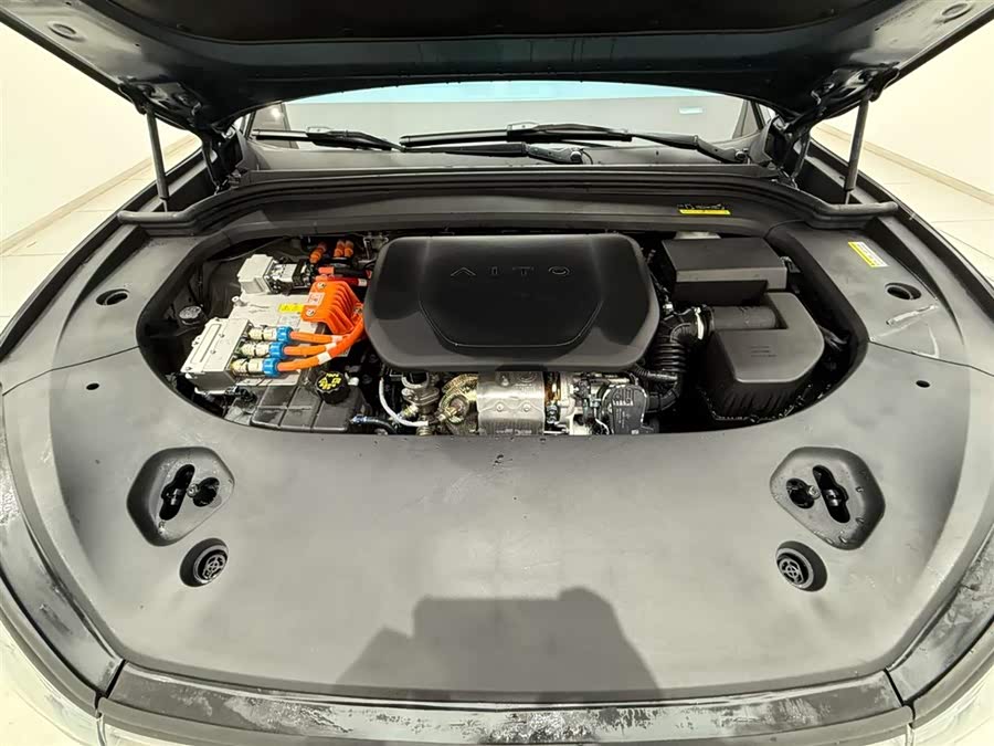 2024 car image #19