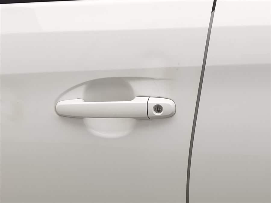 丰田 YARiS L 致炫 2015 汽车图片 #19