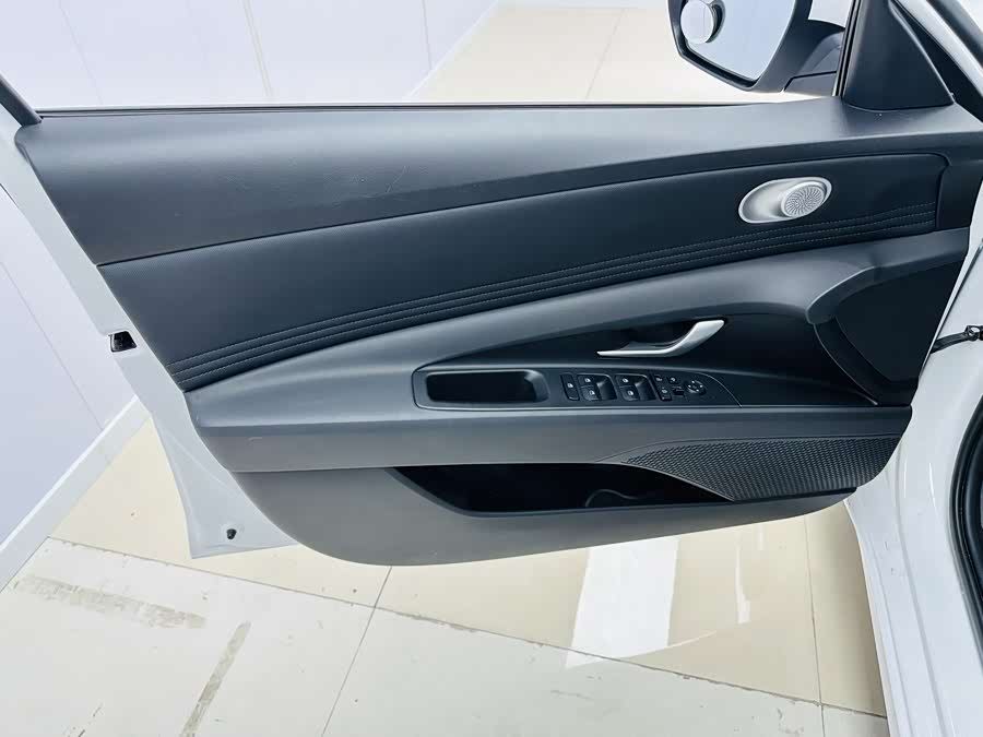 Hyundai 2022 car image #19