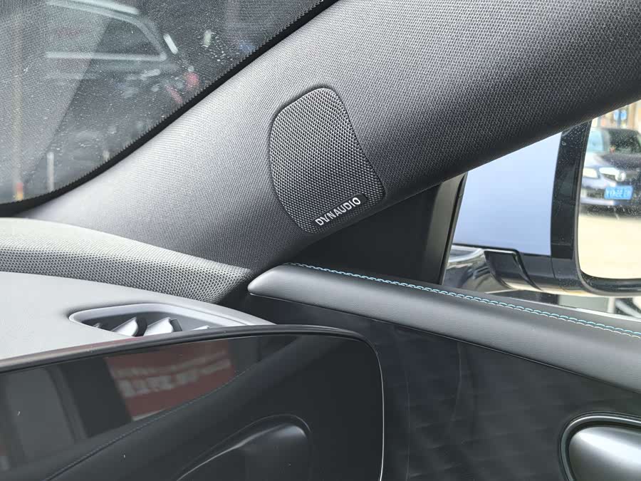 BYD Seal 2025 car image #19