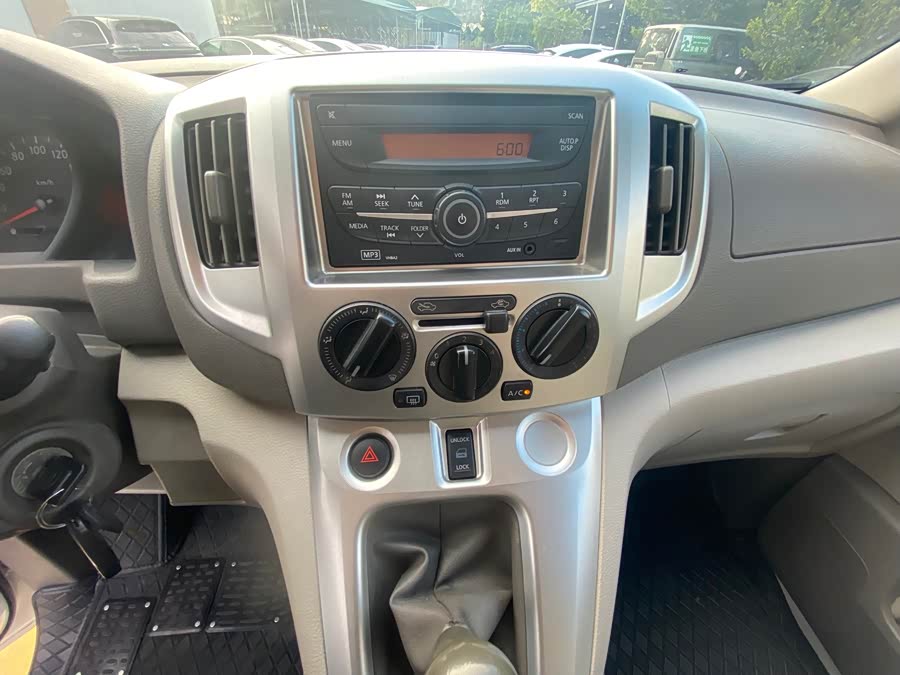 日产 日产NV200 2019 汽车图片 #19