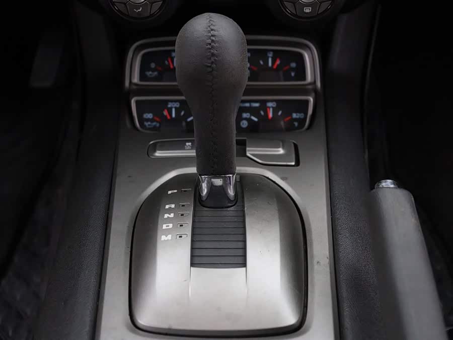 Chevrolet Camaro 2010 car image #19