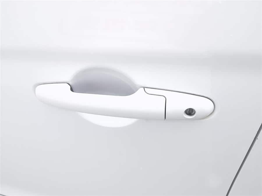 Forthing SX6 2019 car image #19