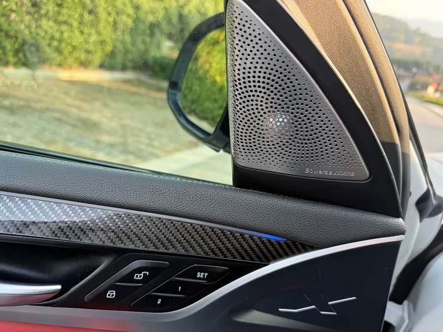 BMW X4 M 2020 car image #19