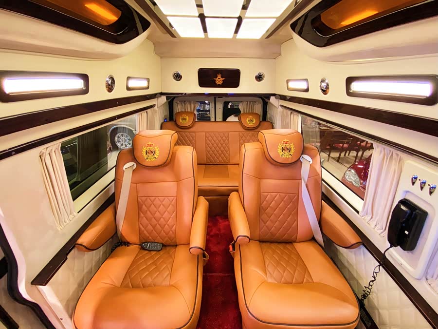 Ford E350 2014 #19 Ford E350 2014 car image #19