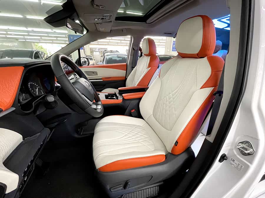 Toyota Granvia 2024 #19 Toyota Granvia 2024 immagine di auto #19