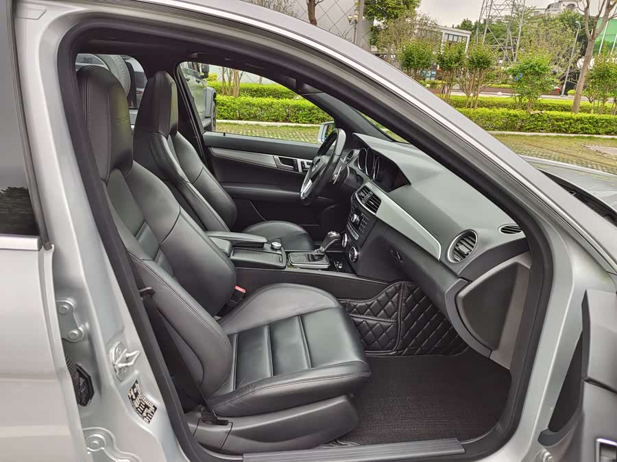 Mercedes-Benz C AMG 2013 imagem de carro #19