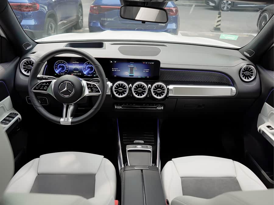 Mercedes-Benz EQB Class 2025 car image #19