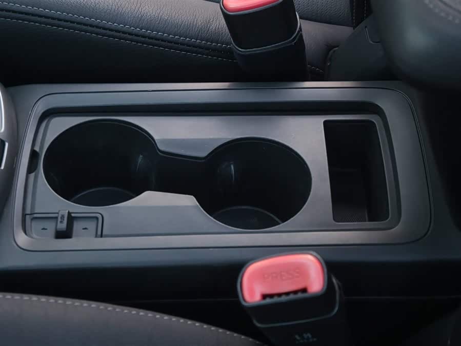 Chevrolet Captiva 2016 imagen de coche #19