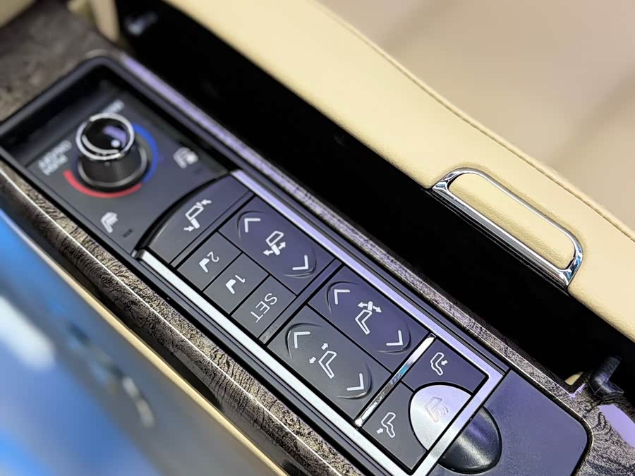 Toyota 2023 car image #19