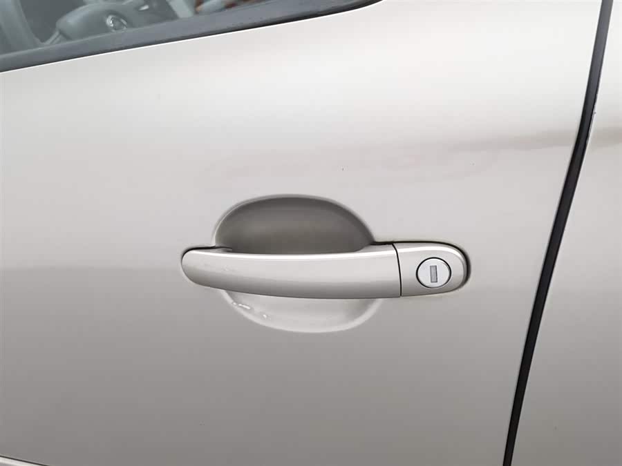 Skoda Octavia 2014 car image #19