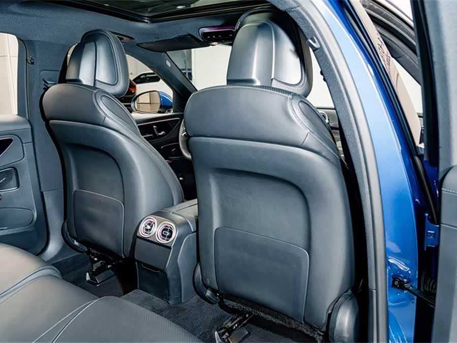 Mercedes-Benz C Class 2022 image de voiture #19