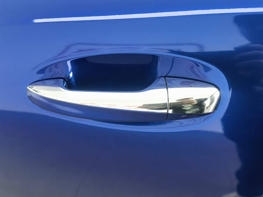 Mercedes-Benz EQB Class 2023 car image #19