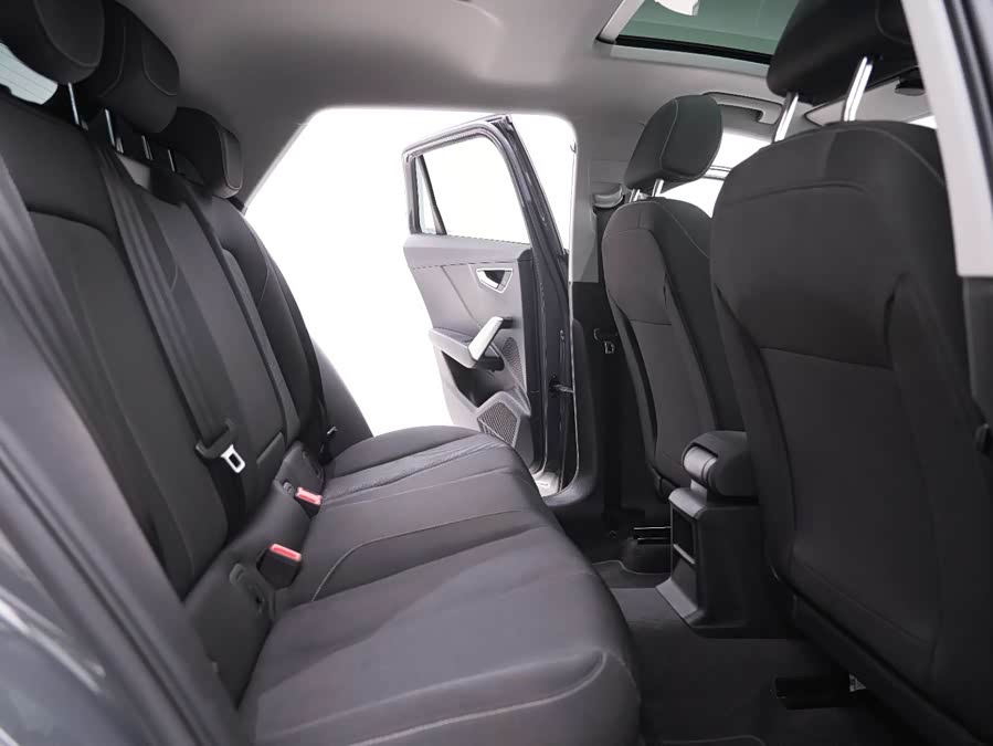 Audi Q2L 2020 immagine di auto #19