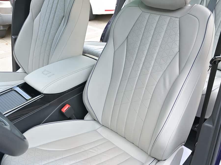 Volkswagen ID.6 X 2021 #19 Volkswagen ID.6 X 2021 car image #19