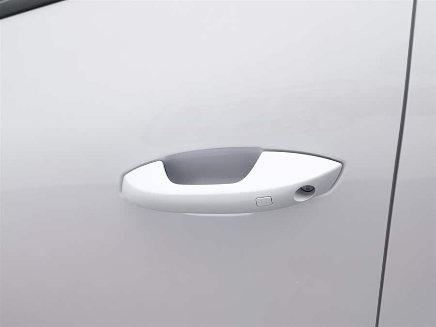 BYD Sea Lion 05 DM-i 2025 car image #19