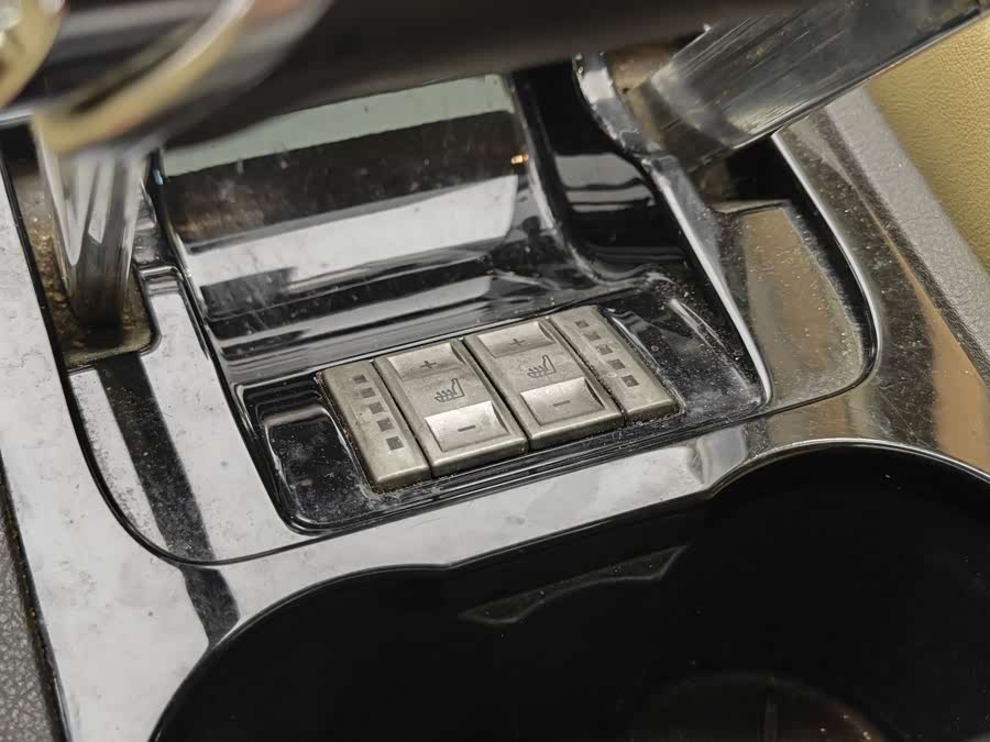 Ford S-MAX 2012 #19 Ford S-MAX 2012 car image #19