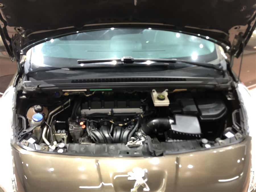 Peugeot 3008 2015 صورة سيارة #19