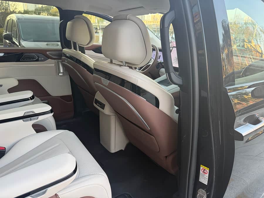 BYD Xia 2025 #19 BYD Xia 2025 car image #19