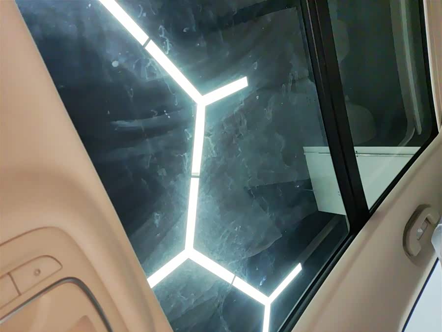 Roewe D5X DMH 2025 car image #19