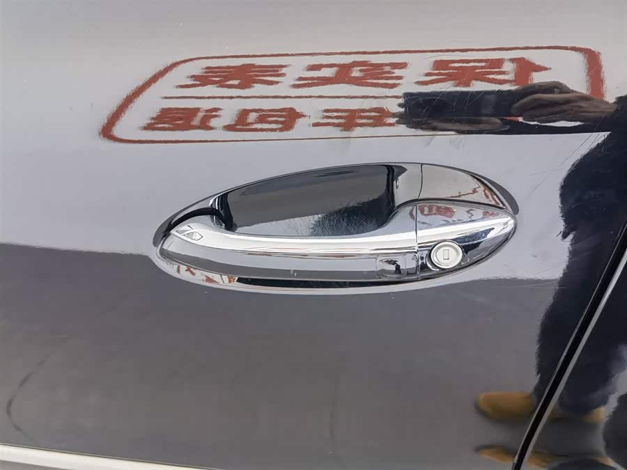 Mercedes-Benz GL Class 2012 car image #19