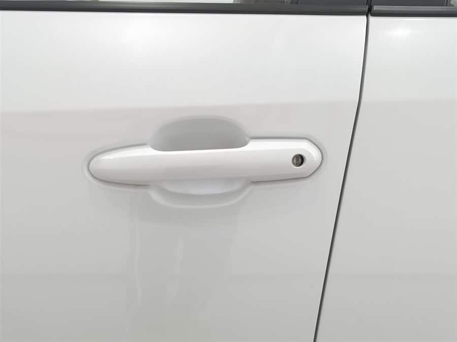 Kia Wildlander 2024 car image #19