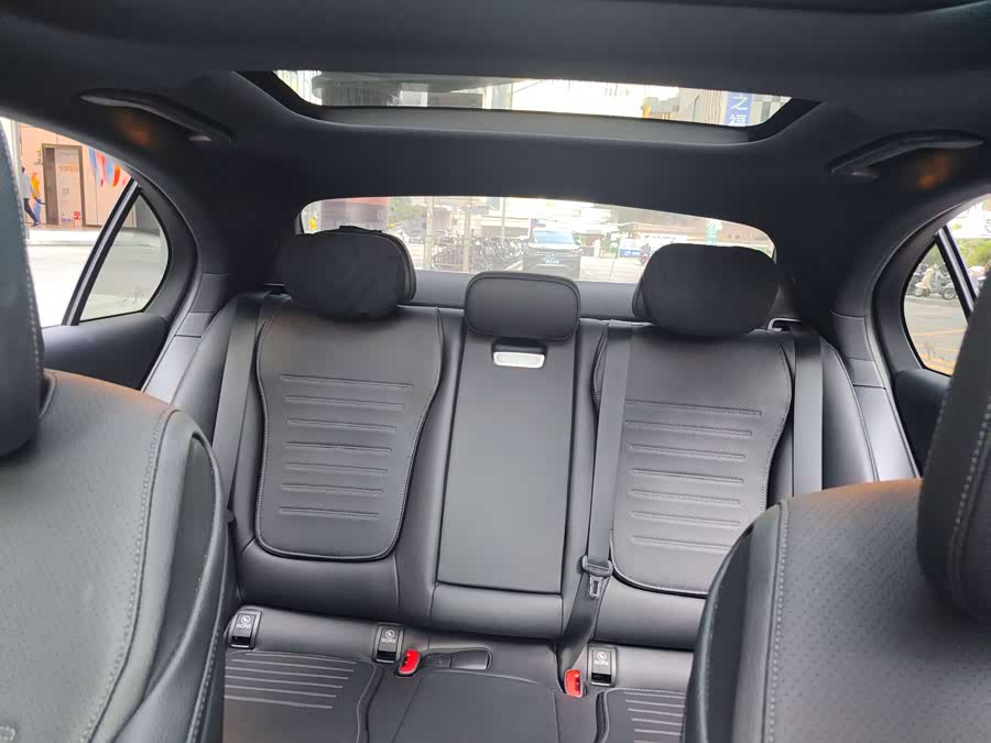 Mercedes-Benz C Class 2022 image de voiture #19