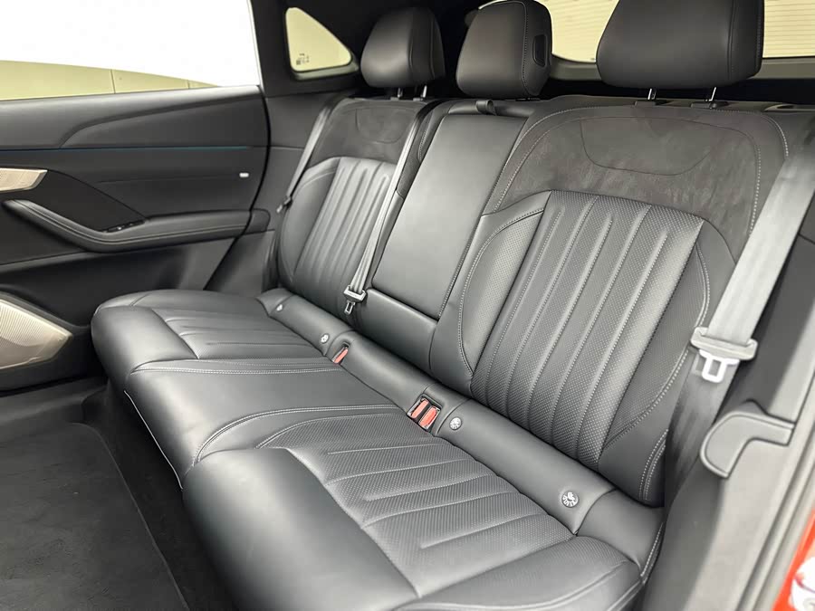 2024 car image #19