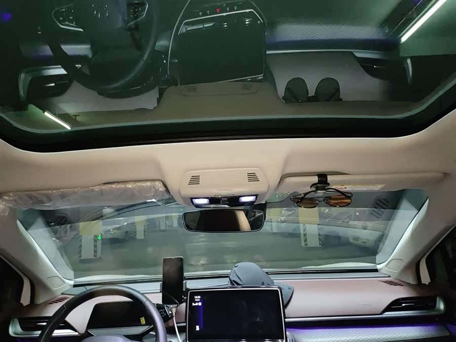 Volkswagen ID.6 X 2024 #19 Volkswagen ID.6 X 2024 immagine di auto #19