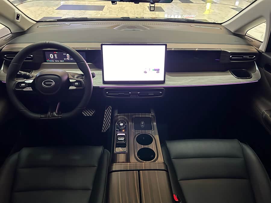 GAC Trumpchi E8 New Energy 2024 car image #19