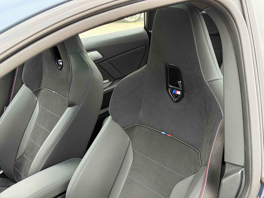 BMW M235L 2025 car image #19