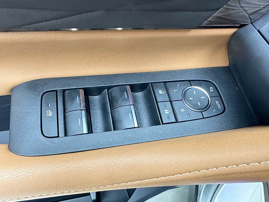 丰田 埃尔法 2023 汽车图片 #19