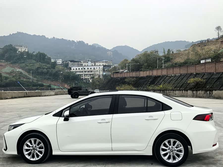 Toyota Corolla 2022 car image #19