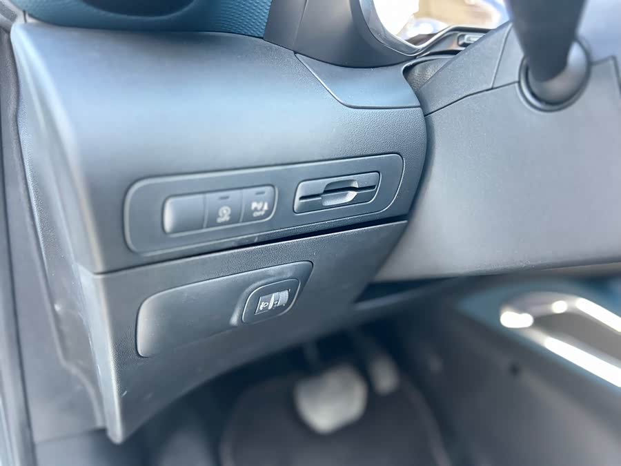 Citroen C4 AIRCROSS 2019 immagine di auto #19