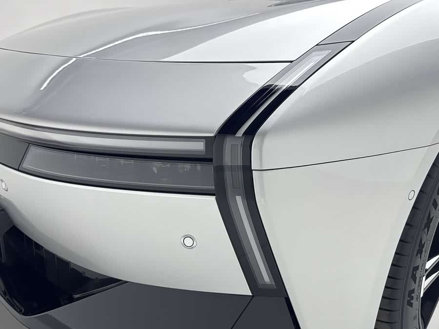 小鹏 小鹏P7 2025 汽车图片 #19