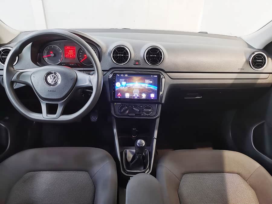 Volkswagen Jetta 2019 image de voiture #19