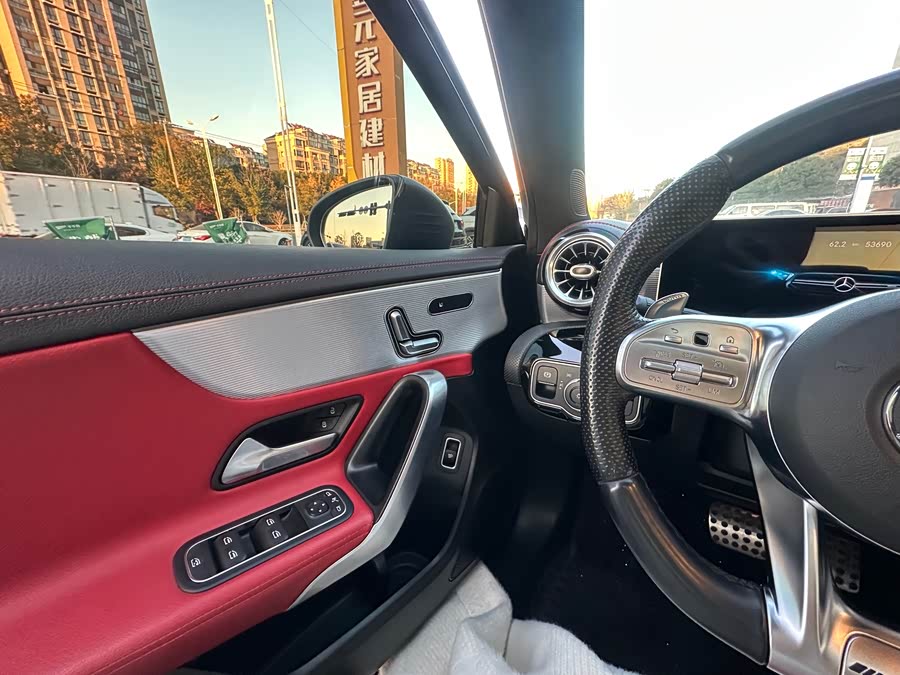 Mercedes-Benz 2020 car image #19