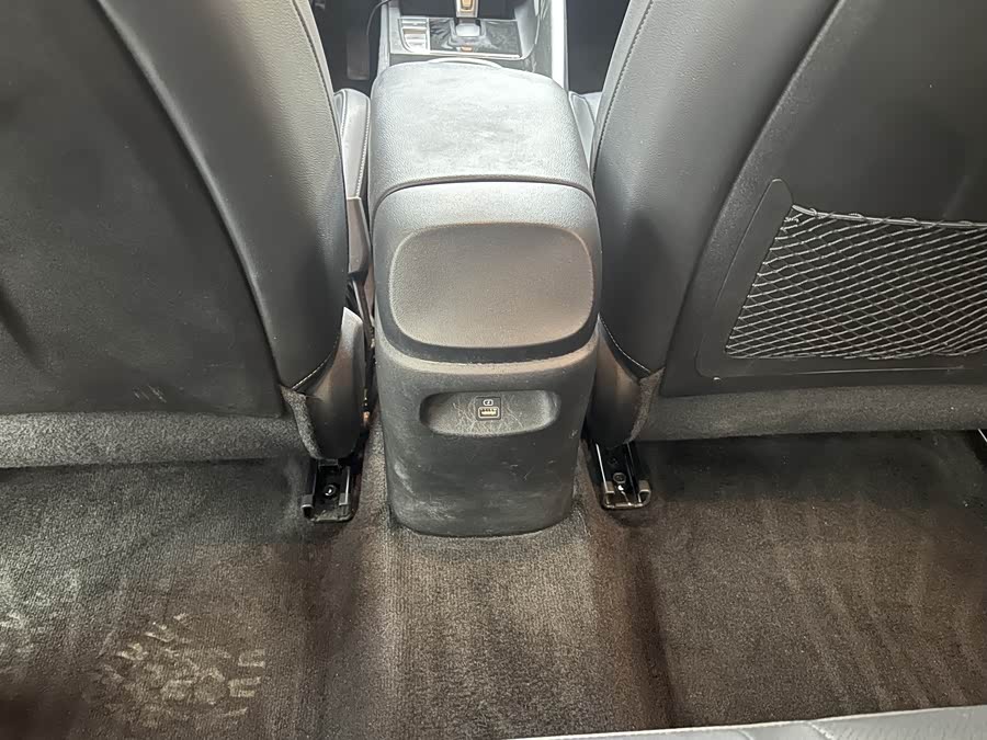 Hyundai Elantra 2021 immagine di auto #19