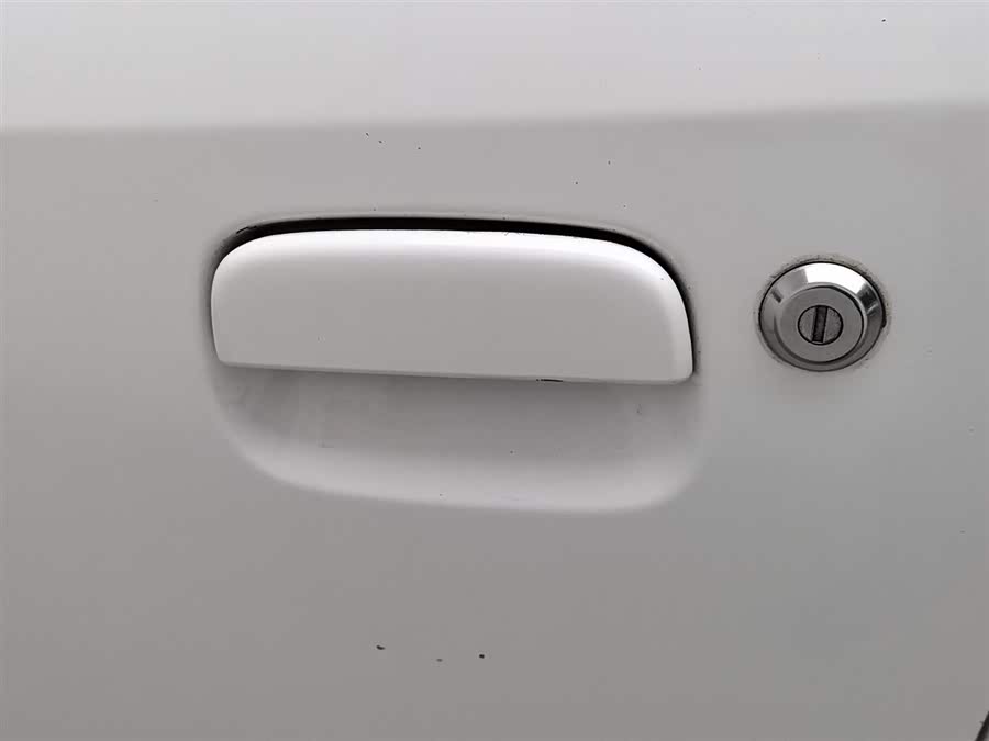 Suzuki 2013 car image #19