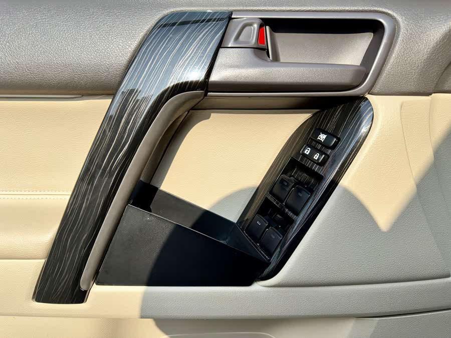 Toyota 2020 car image #19