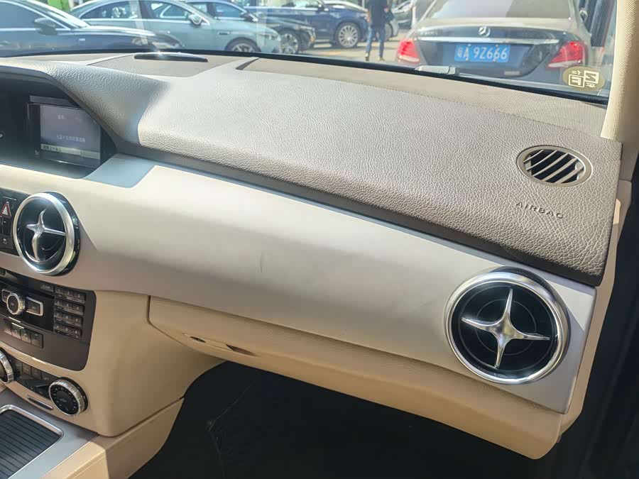 Mercedes-Benz GLK Class 2015 immagine di auto #19